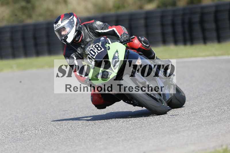 /44 09.08.2025 Plüss Moto Sport ADR/Freies Fahren/408